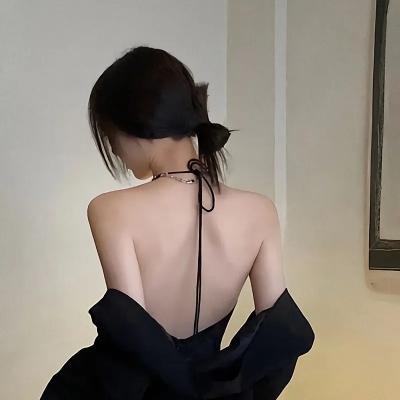 克莱尔的相机