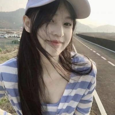 等爱的女神